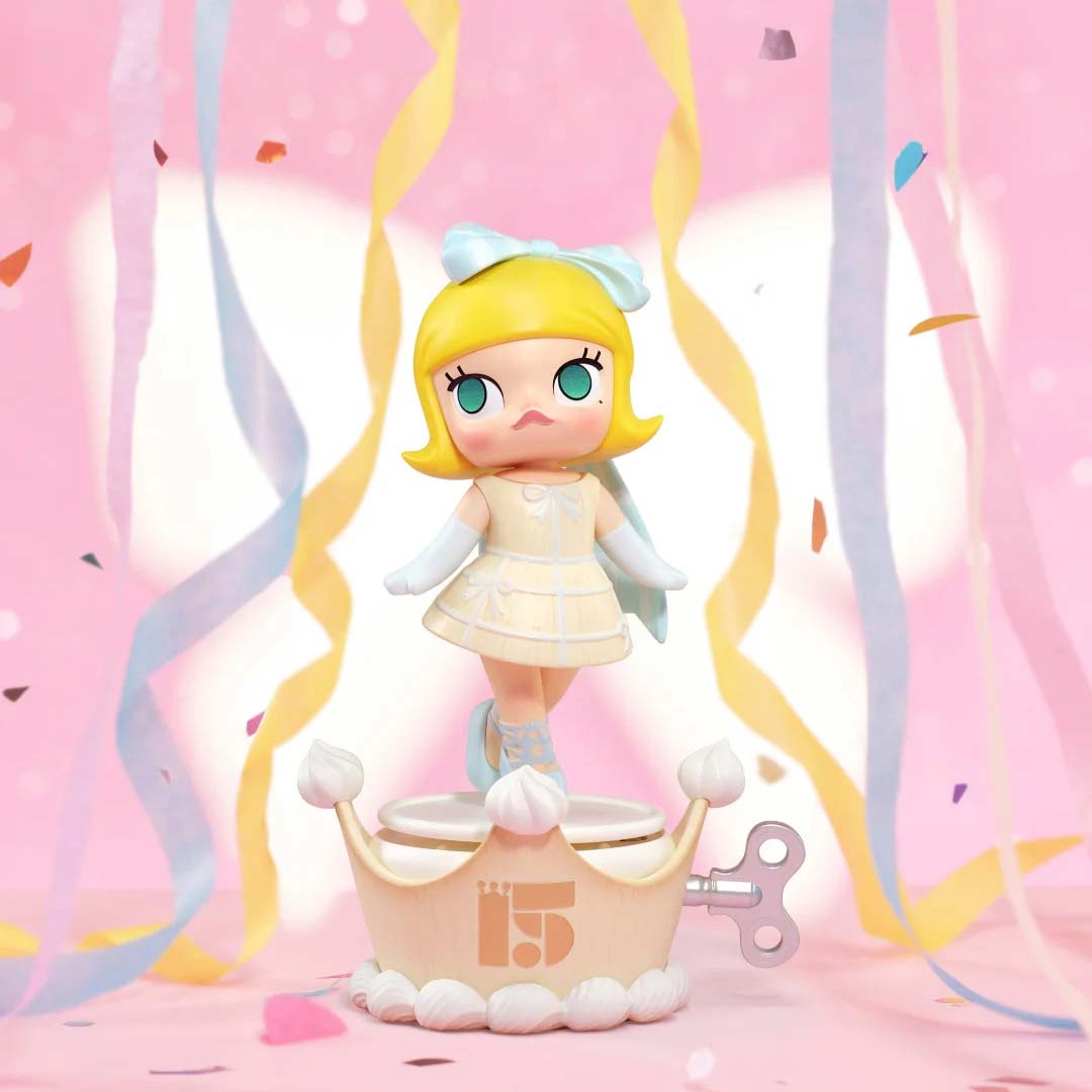 Celebrating the Moment 15th Anniversary Series Figure