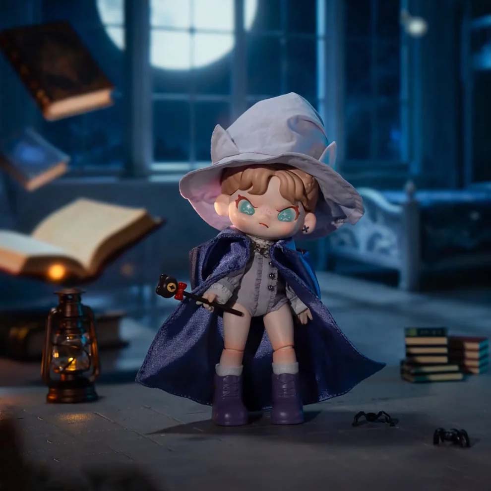 【DORA】Kitten Witch Action Figure