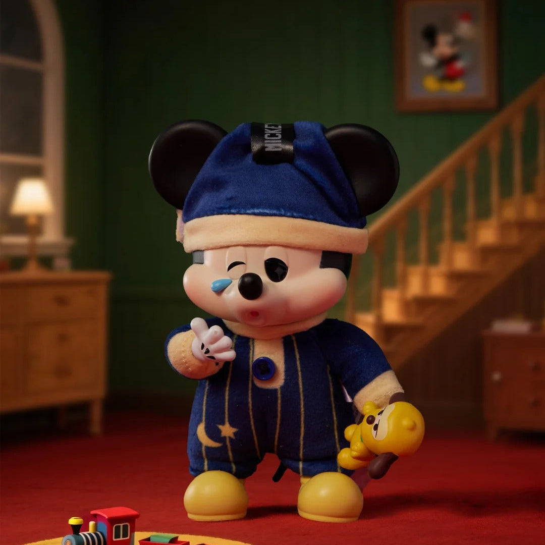 【Mickey】 OOTD Vinyl Charm Series Plush Blind Box
