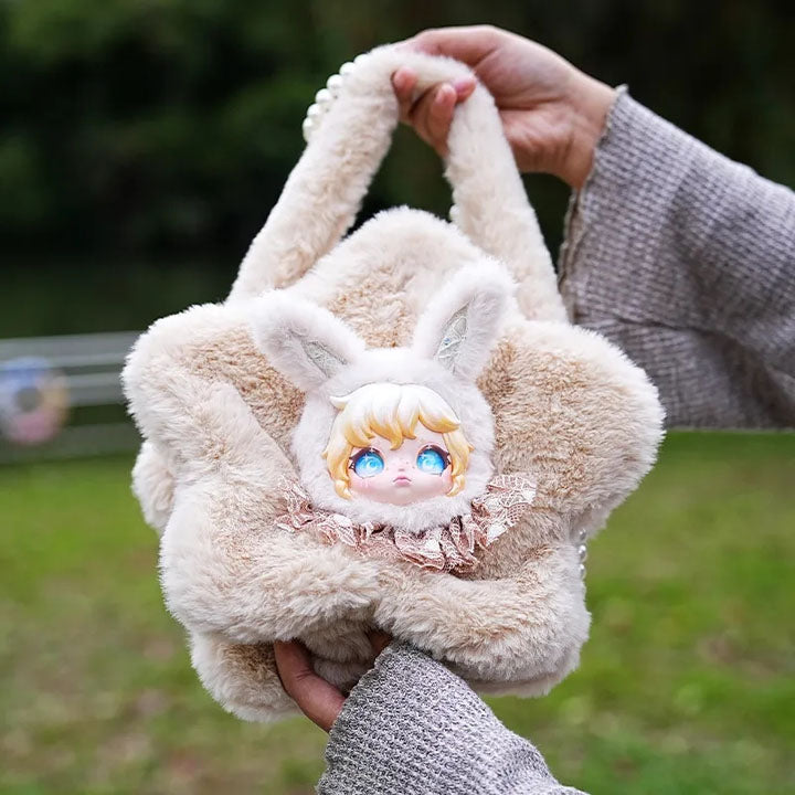 Dumia·Aria Snow Tracks Whisperer Plush Bag