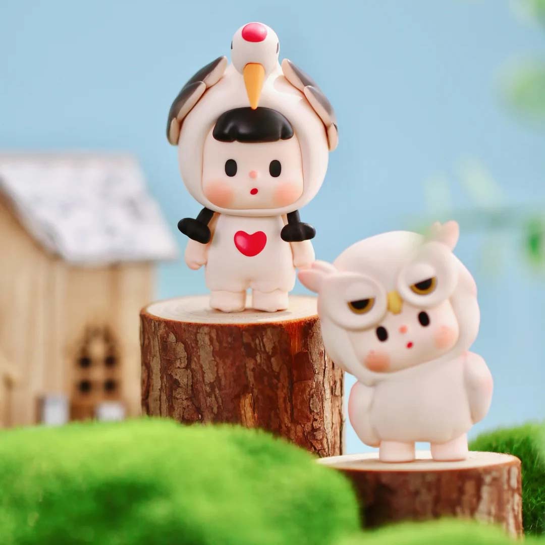 BUER Rare Animals Mini Figure