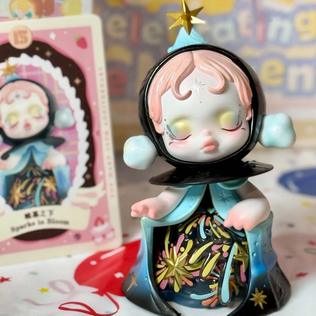 Celebrating the Moment 15th Anniversary Series Figure