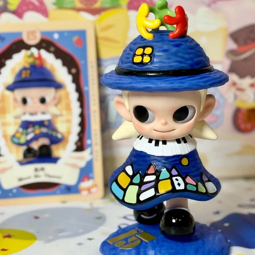 Celebrating the Moment 15th Anniversary Series Figure